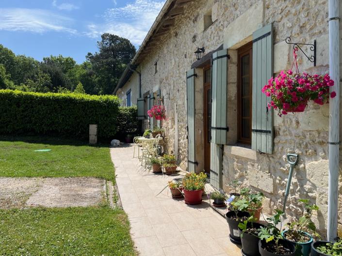 Image No.21-Maison de campagne de 4 chambres à vendre à Ribérac