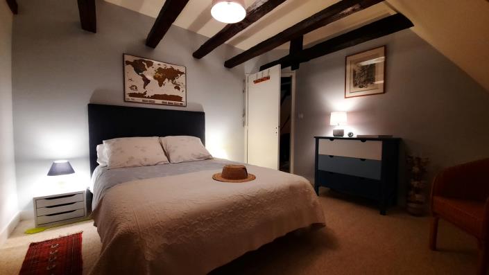 Image No.9-6 Bed Country Property for sale