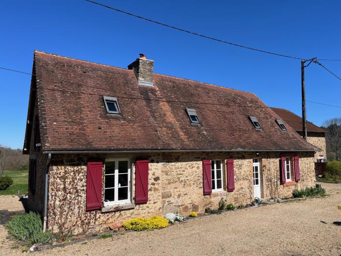 Image No.1-Propriété de pays de 6 chambres à vendre à Saint-Yrieix-la-Perche