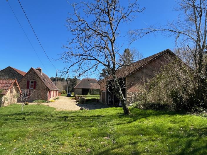 Image No.20-6 Bed Country Property for sale