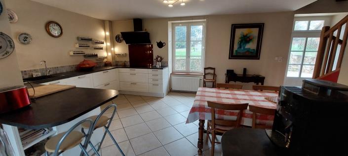 Image No.6-6 Bed Country Property for sale