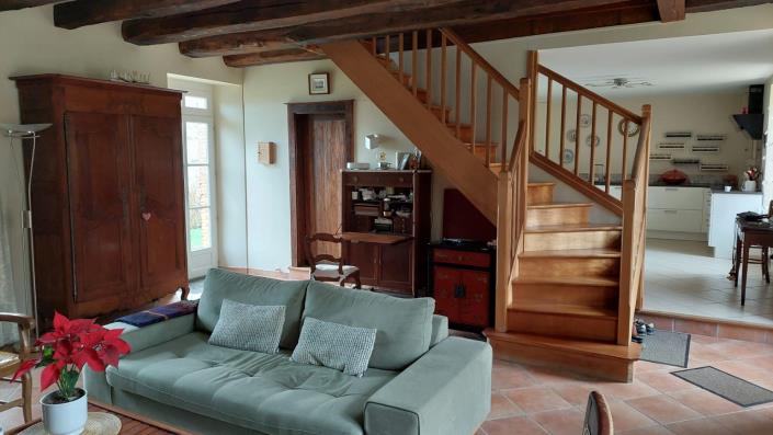 Image No.5-6 Bed Country Property for sale