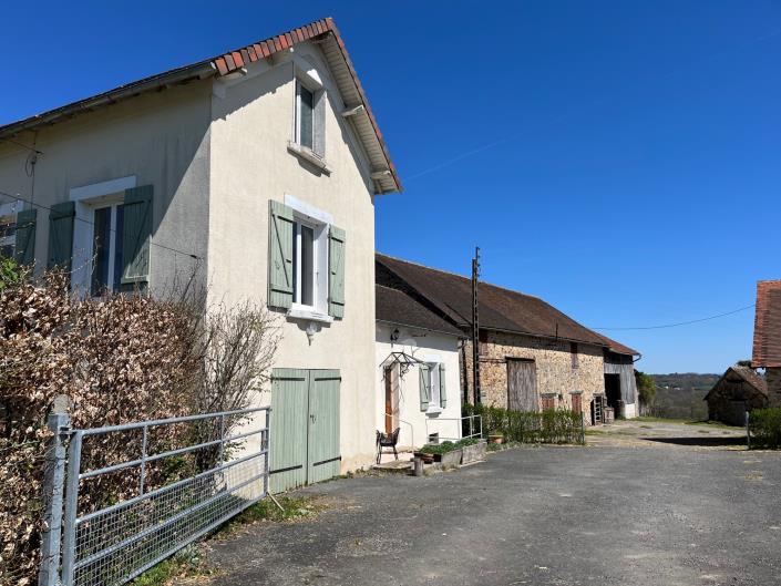 Image No.2-2 Bed Farmhouse for sale