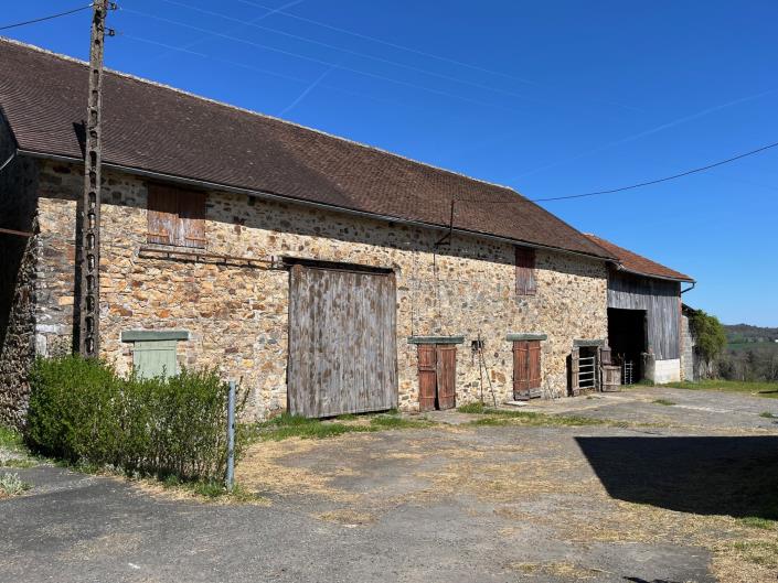 Image No.12-2 Bed Farmhouse for sale