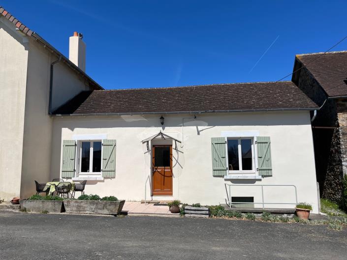 Image No.8-2 Bed Farmhouse for sale