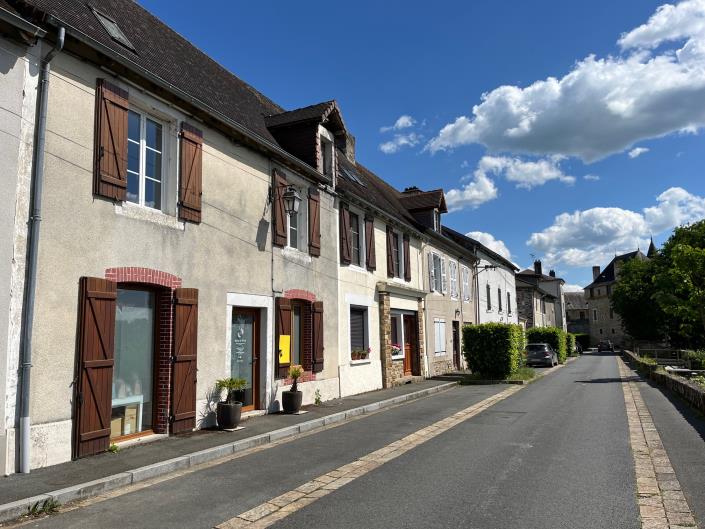 Image No.11-Maison de village de 2 chambres à vendre à Jumilhac-le-Grand