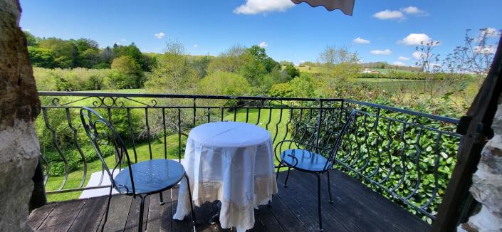 Image No.11-4 Bed Country Property for sale