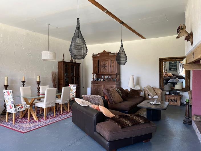 Image No.8-4 Bed Country Property for sale