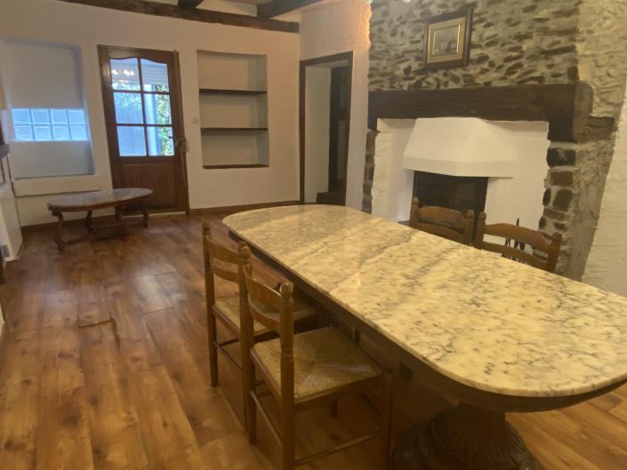 Image No.12-2 Bed Country House for sale