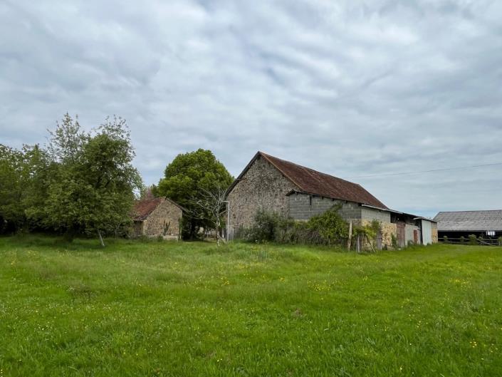 Image No.6-3 Bed Farmhouse for sale