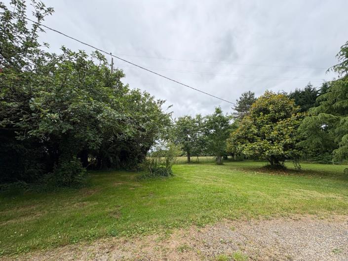 Image No.11-3 Bed Farmhouse for sale