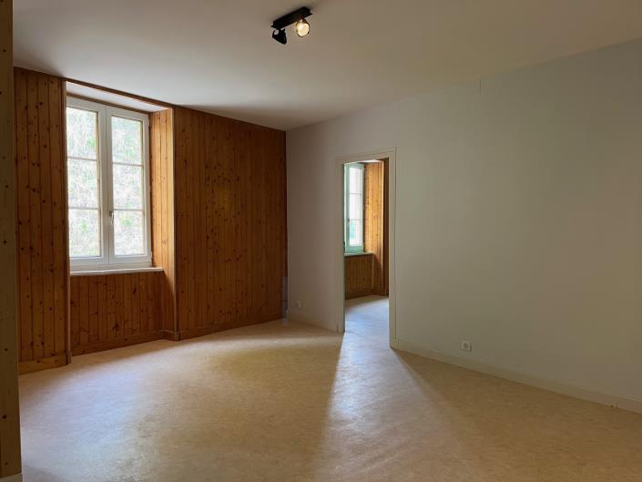 Image No.10-4 Bed Village House for sale