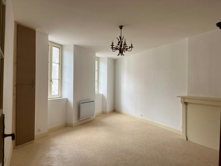 Image No.12-4 Bed Village House for sale