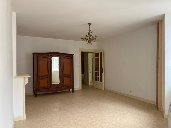 Image No.9-4 Bed Village House for sale