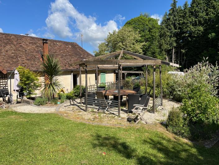 Image No.1-4 Bed Country Property for sale