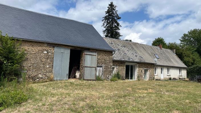 La Croisille-sur-Briance, Country Property