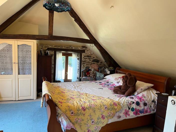 Image No.11-3 Bed Country Property for sale