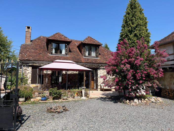 Image No.3-3 Bed Country Property for sale