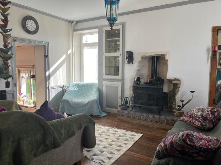 Image No.6-3 Bed Village House for sale