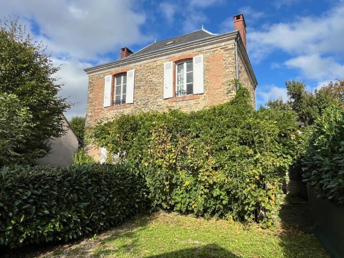 Image No.4-4 Bed Village House for sale