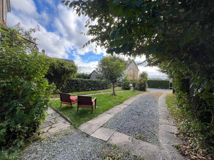 Image No.5-4 Bed Village House for sale