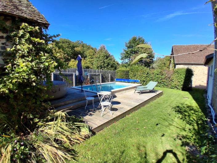 Image No.6-5 Bed Country Property for sale