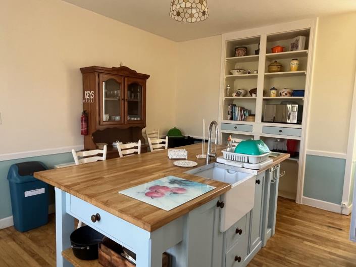 Image No.35-5 Bed Country Property for sale