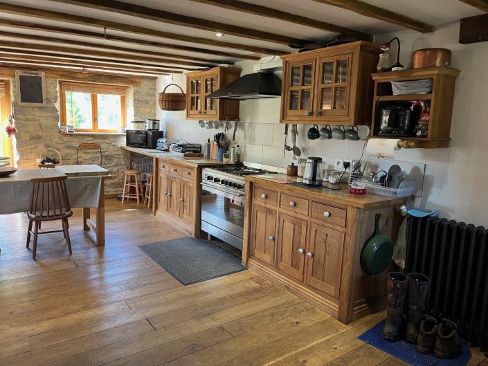 Image No.50-5 Bed Country Property for sale