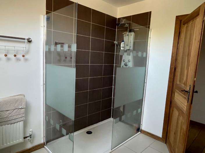 Image No.57-5 Bed Country Property for sale