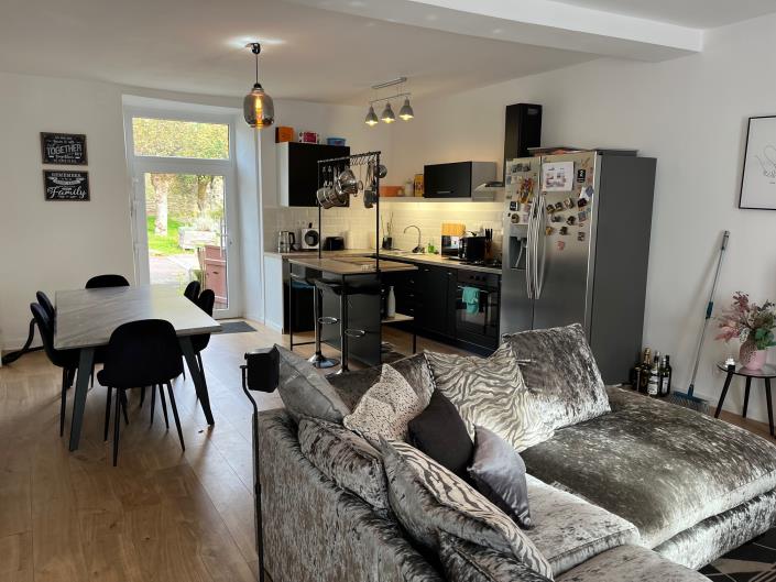 Image No.5-3 Bed Village House for sale