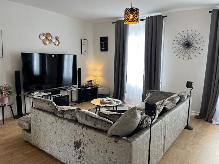 Image No.6-3 Bed Village House for sale