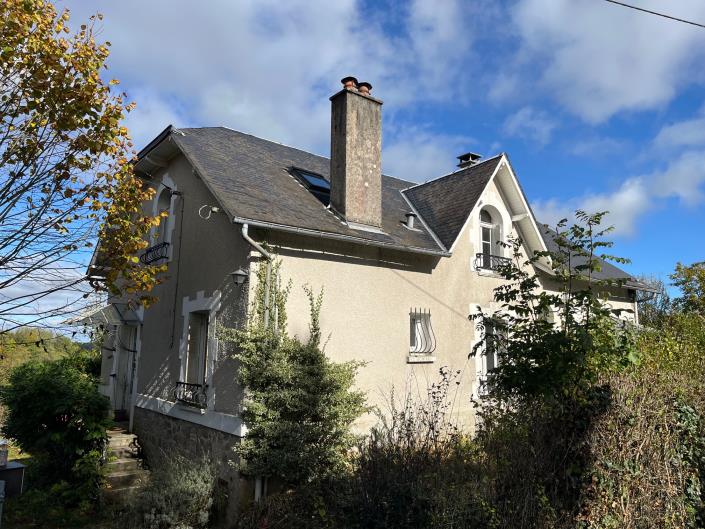 Image No.20-5 Bed Village House for sale