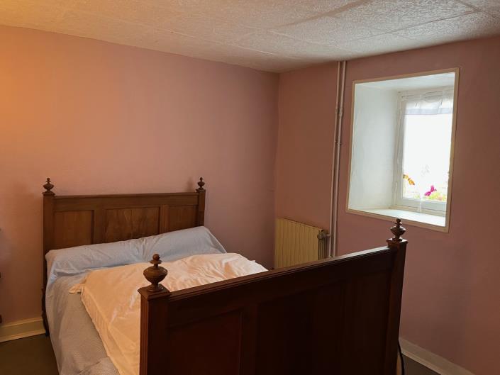 Image No.7-4 Bed Village House for sale