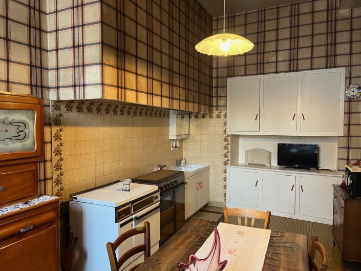 Image No.9-4 Bed Village House for sale