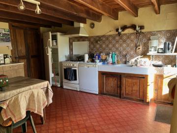 6510_immo_berthou_jumilhac_le_grand_maison_pierres_jardin_garage--7-