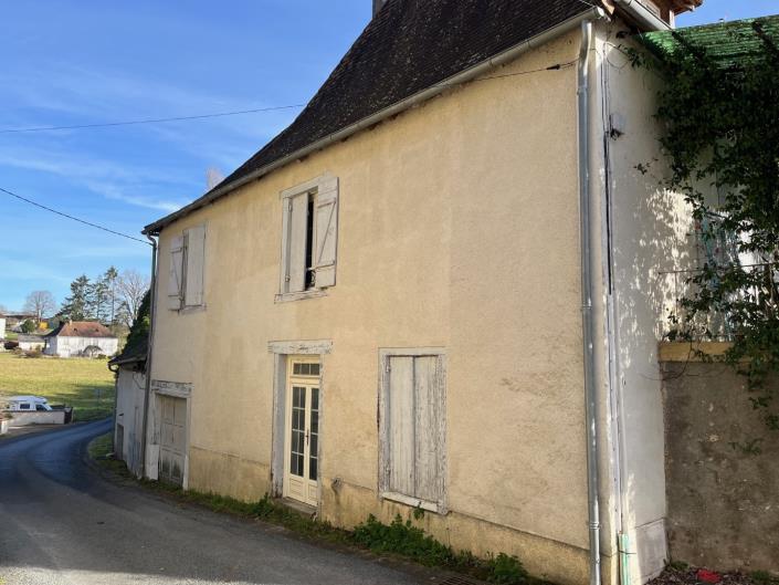 Image No.2-4 Bed Village House for sale