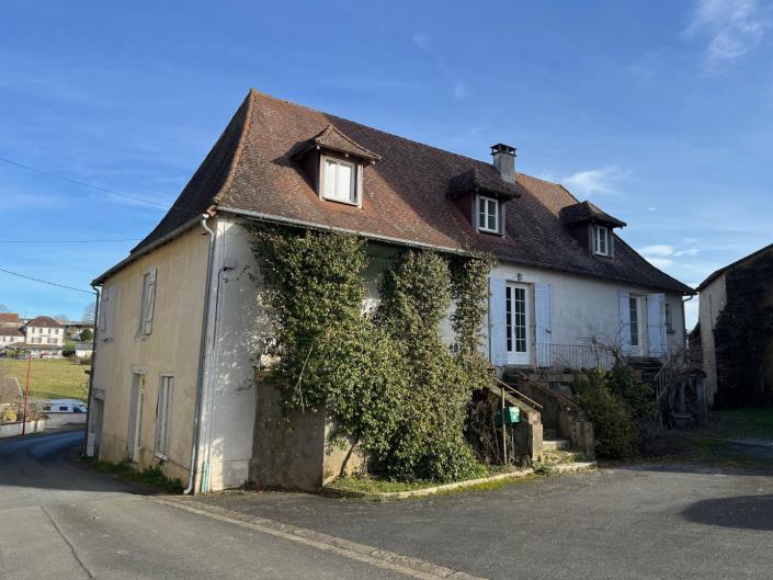 Image No.3-4 Bed Village House for sale