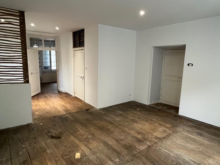 Image No.9-4 Bed Village House for sale