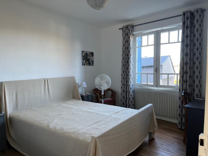 Image No.9-3 Bed Village House for sale