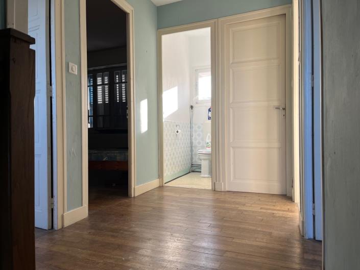 Image No.8-3 Bed Village House for sale