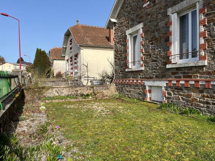 Image No.13-Maison de village de 3 chambres à vendre à Coussac-Bonneval