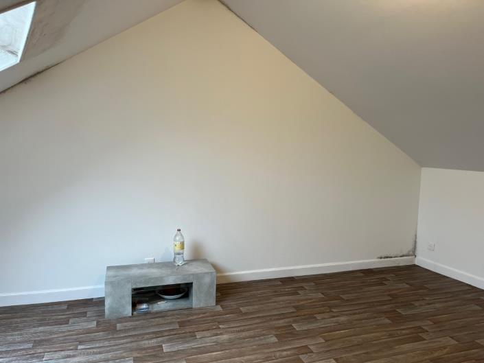 Image No.5-8 Bed Property for sale