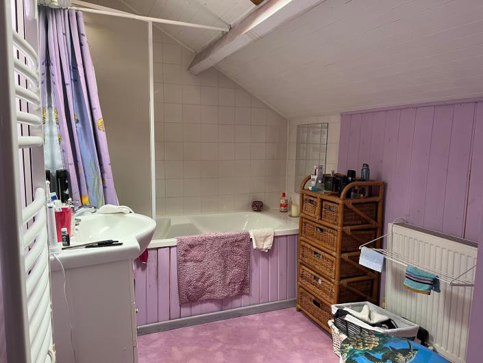 Image No.10-1 Bed Country House for sale