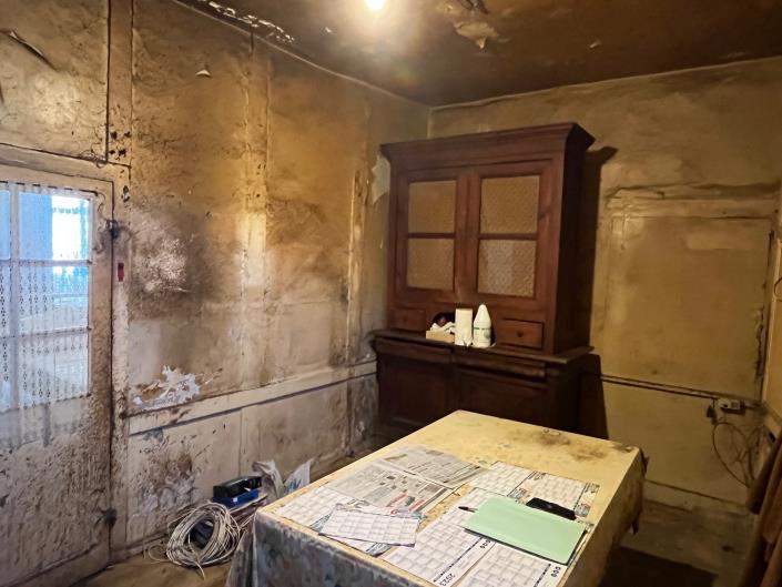 Image No.8-3 Bed Village House for sale