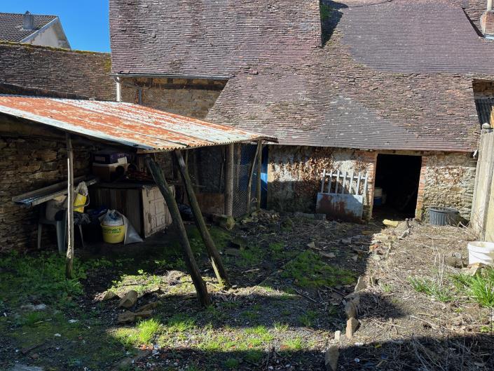 Image No.17-3 Bed Village House for sale