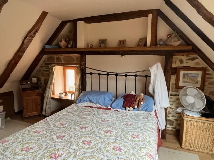 Image No.16-3 Bed Country House for sale