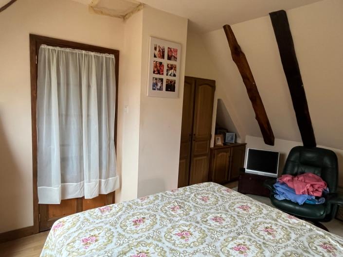 Image No.17-3 Bed Country House for sale