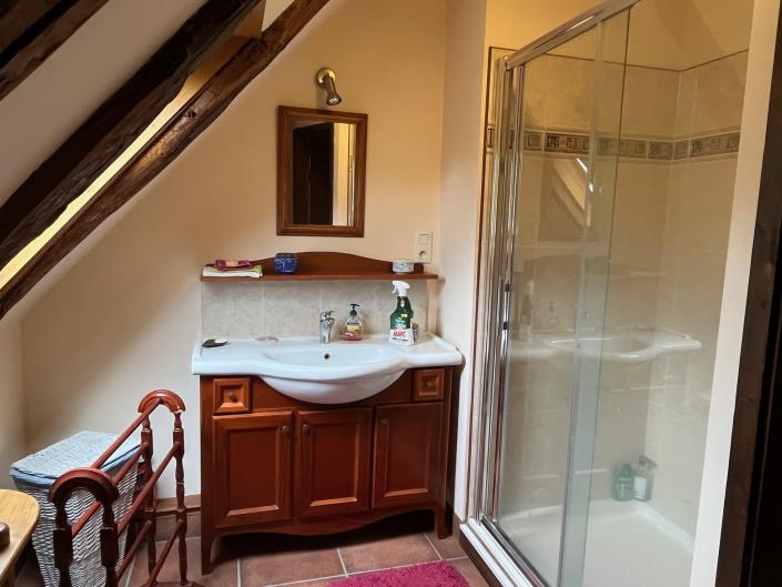 Image No.20-3 Bed Country House for sale