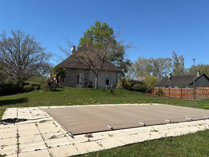 Image No.4-4 Bed Village House for sale