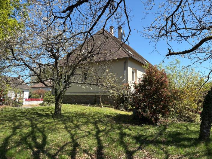 Image No.6-4 Bed Village House for sale